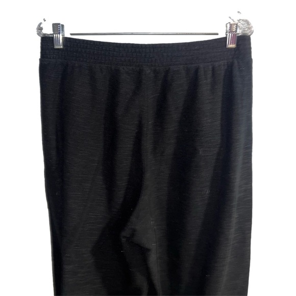 Old navy- Black sweatpants - Picture 3 of 4
